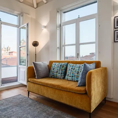 Victoria Luxury Apartment, Historic House Downtown