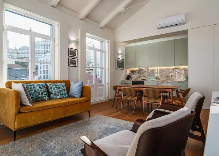 Apartmán Victoria Luxury Apartment, Historic House Downtown