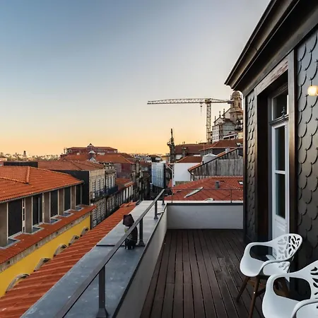 Victoria Luxury Apartment, Historic House Downtown פורטו