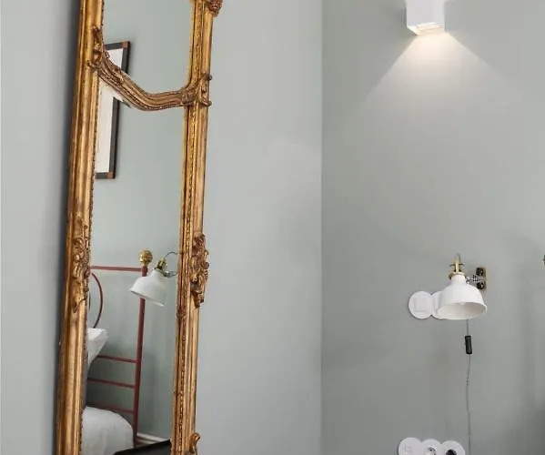 Victoria Luxury Apartment, Historic House Downtown Oporto